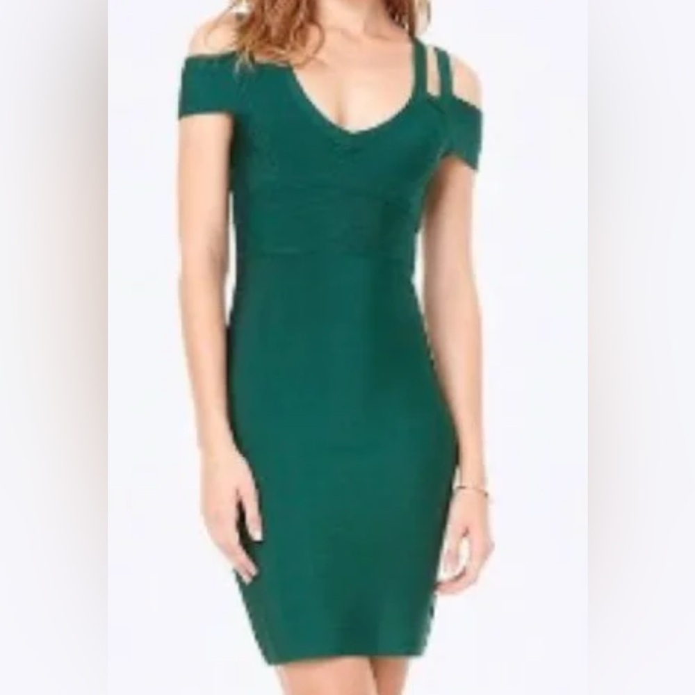 Emerald green bodycon dress